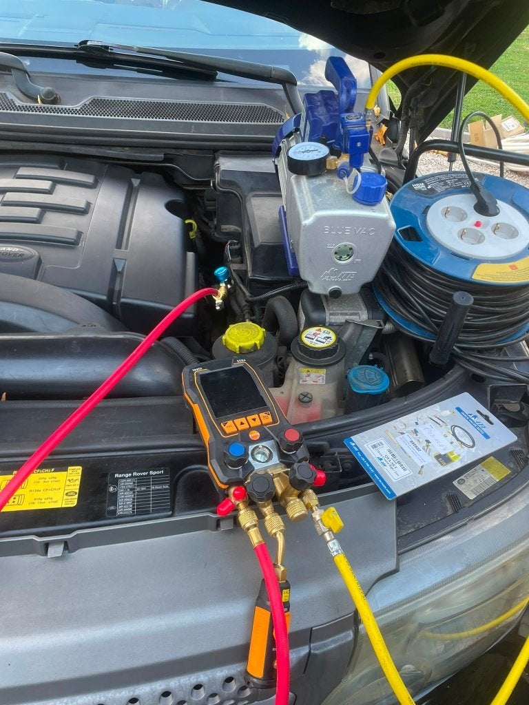 Airco auto bijvullen Beezel Putte, Enlèvement