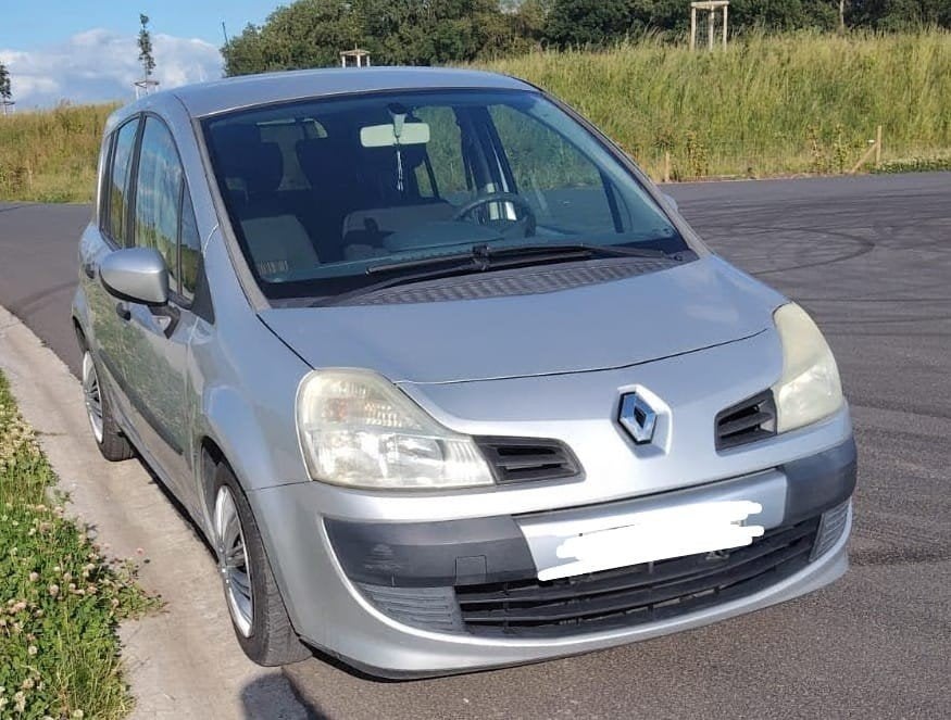 Renault modus 2008, 1.2 essence, 200000km, clim...., Autos, Renault, Particulier, Modus, ABS, Airbags, Air conditionné, Ordinateur de bord
