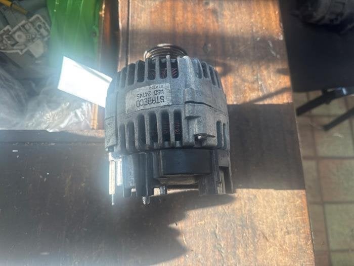 Dynamo van een Volkswagen Golf, Gebruikt, -, Volkswagen, -