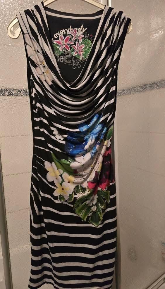 Mooie  merk zomerkleedjes, Ophalen of Verzenden, Maat 38/40 (M)