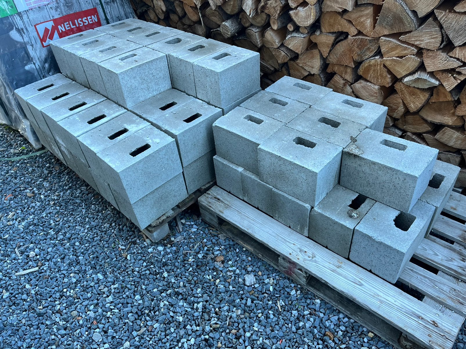 63 betonblokken nieuw 29/19/19, Ophalen, Nieuw, Beton
