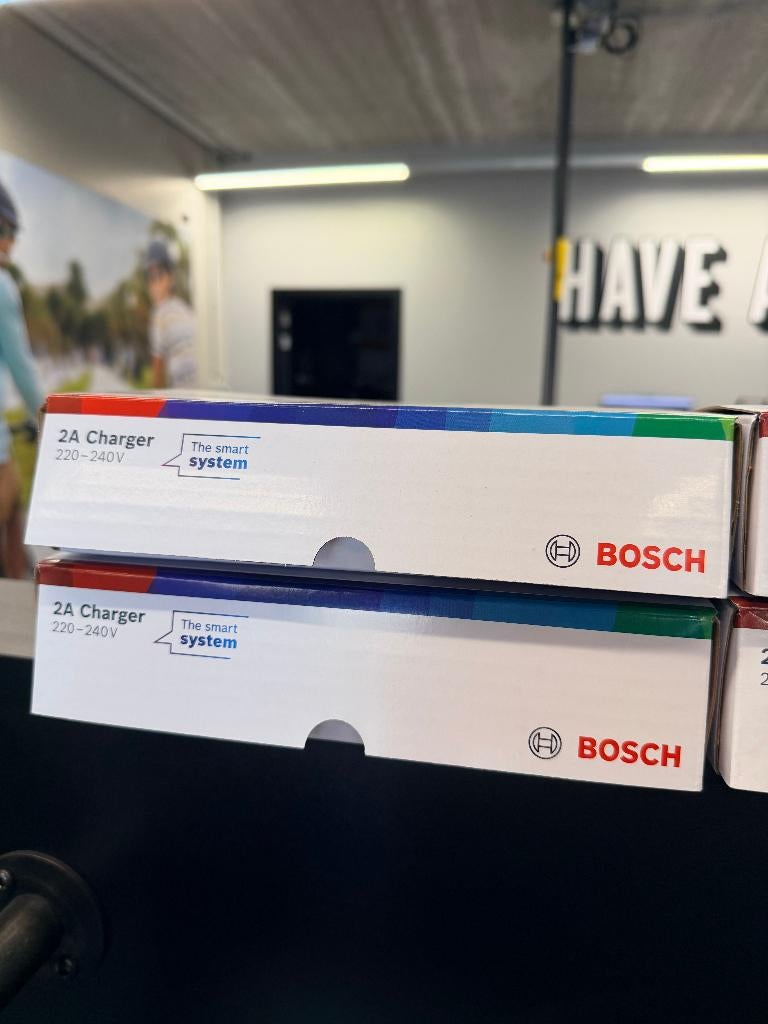 Bosch 2A charger, Enlèvement ou Envoi, Neuf