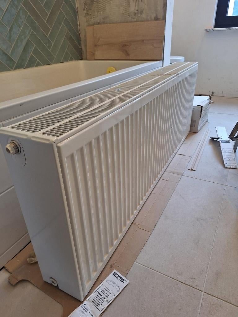 Gratis af te halen: Radson radiator – nieuw, ongebruikt, Doe-het-zelf en Bouw, Verwarming en Radiatoren, Nieuw, Radiator, 800 watt of meer