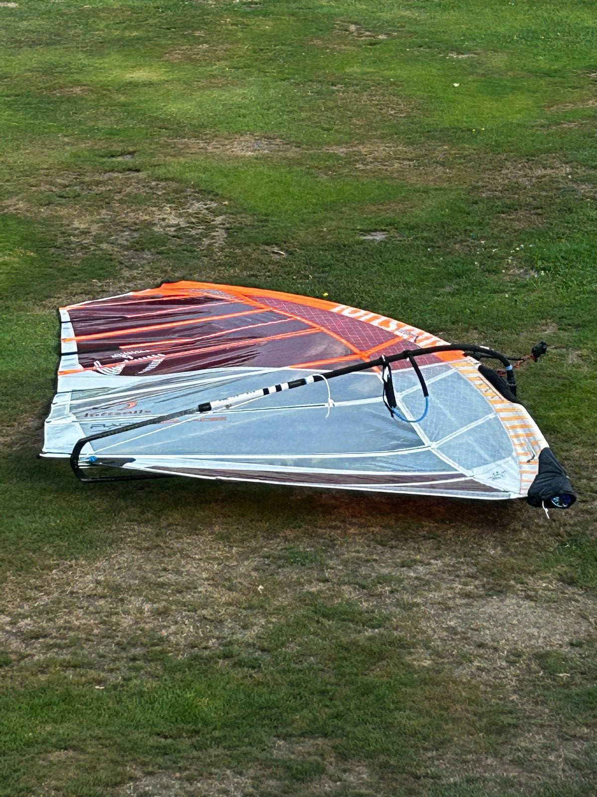 Loftsails racingblade 7.8, Sports nautiques & Bateaux, Planche à voile, Mât, Enlèvement, Loftsails, Moins de 250 cm