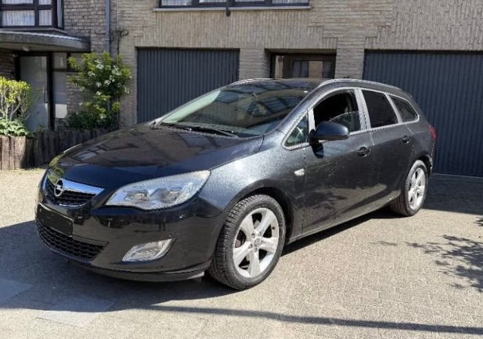 Opel Astra. diesel euro 5.année 2012 CDTI prix 3000€, Autos, Euro 5, Achat, Entreprise, Diesel