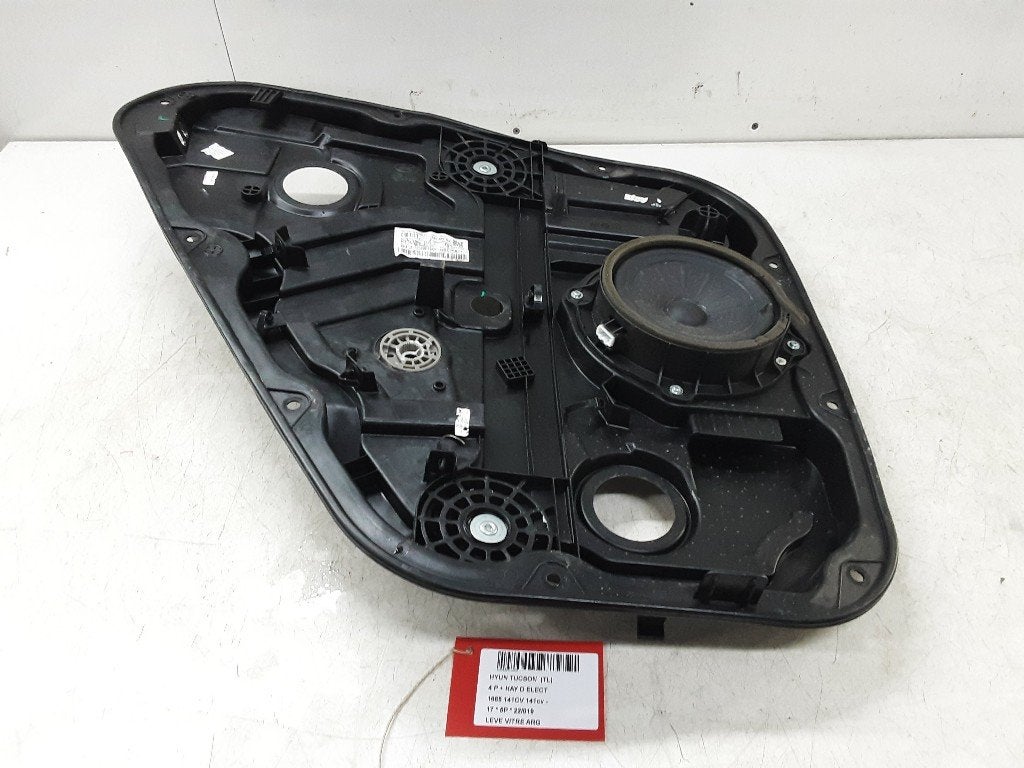 MECANISME VITRE ARRIÈRE GAUCHE Tucson (TL) (9215100100), Mevr. I. Hauben, Utilisé, Hyundai, Rue de l'Espoir 34 34
4030  GRIVEGNÉE, BE