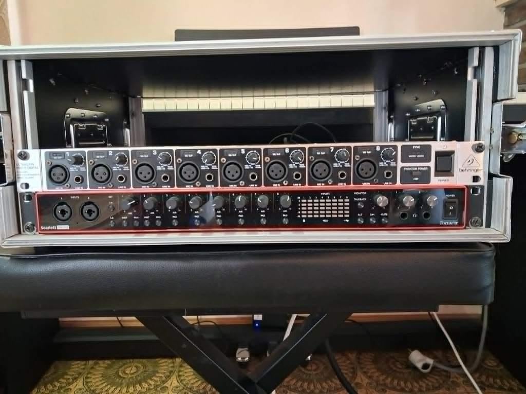 Focusrite Scarlett 18i20 (3rd gen) + Behringer ADA8000, Ophalen, Gebruikt, Extern, Focusrite