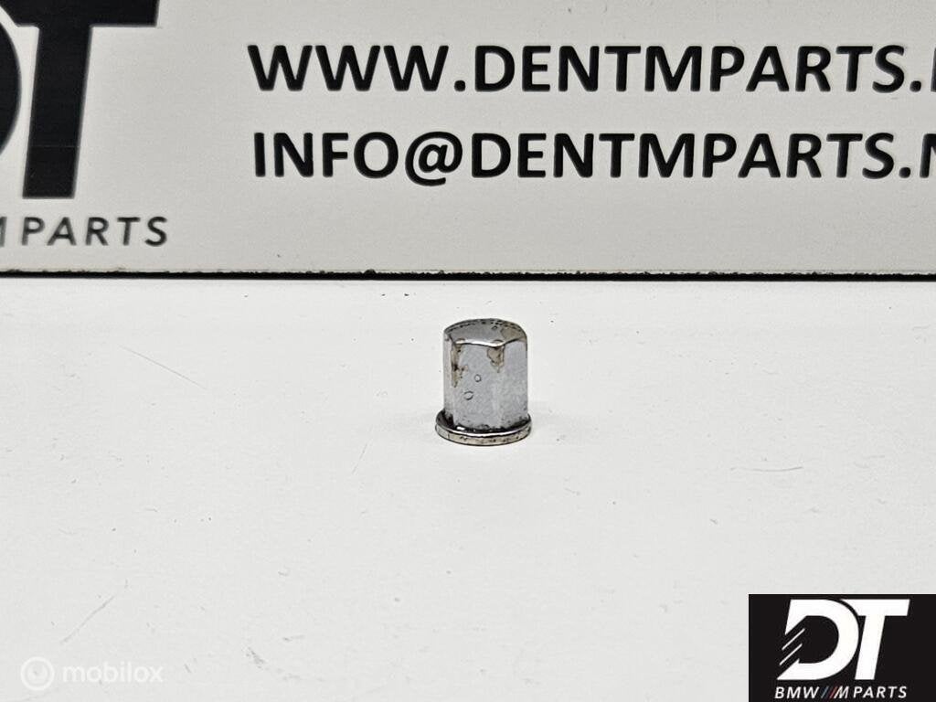 Klepdeksel moer BMW M3 E46 M5 E39 11121401517, Auto-onderdelen, Gebruikt, Ophalen of Verzenden, BMW, BMW