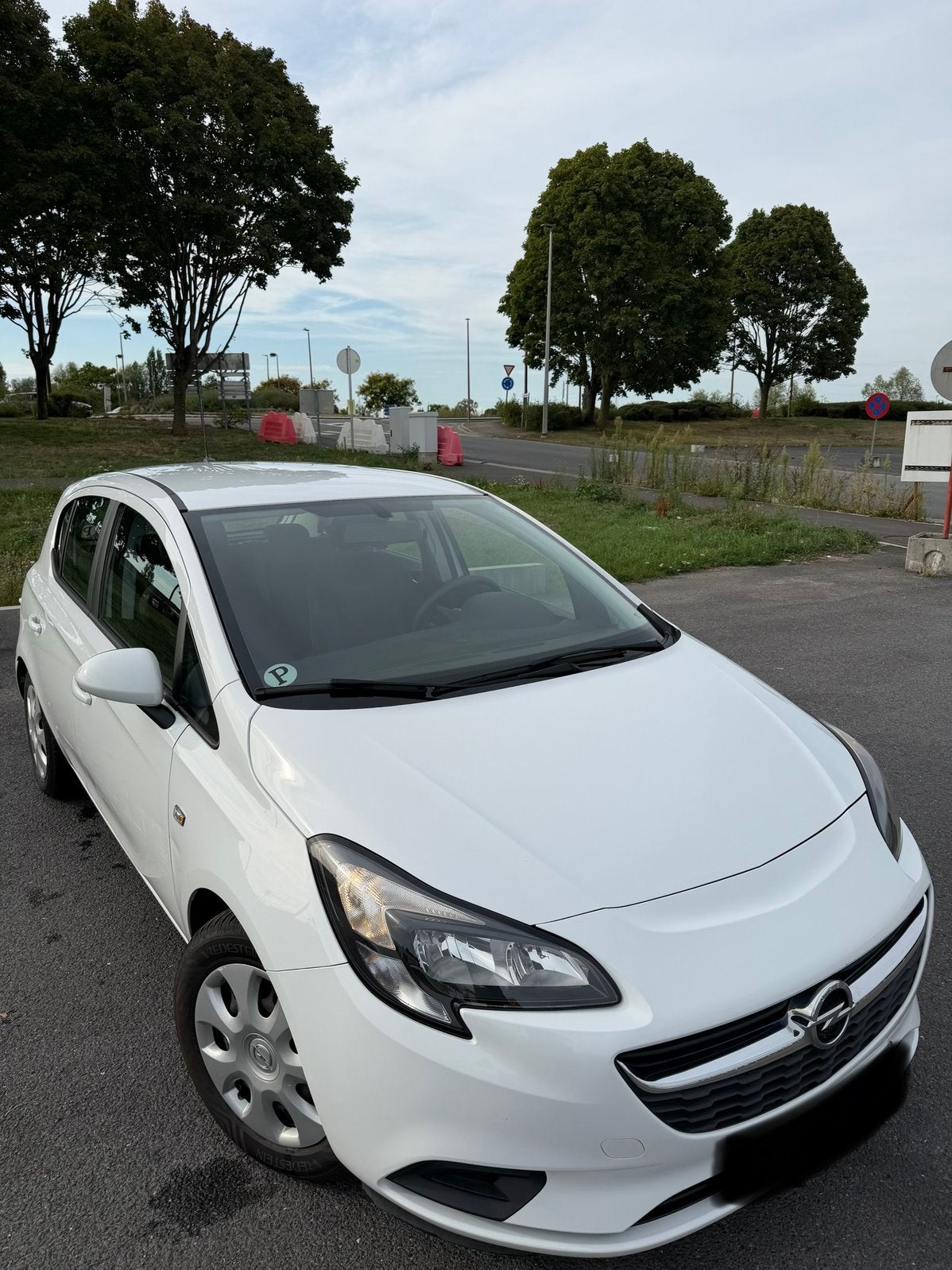 Opel Corsa E 1.2i / 1er propriétaire / 0492/64.32.02, Autos, Bluetooth, Achat, Boîte manuelle, 5 portes