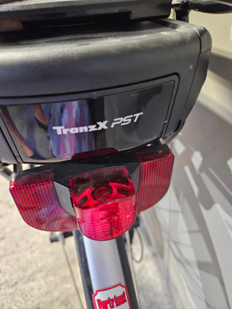 Elecktrische damesfiets, Fietsen en Brommers, Gebruikt, 47 tot 51 cm, 50 km per accu of meer, Ophalen