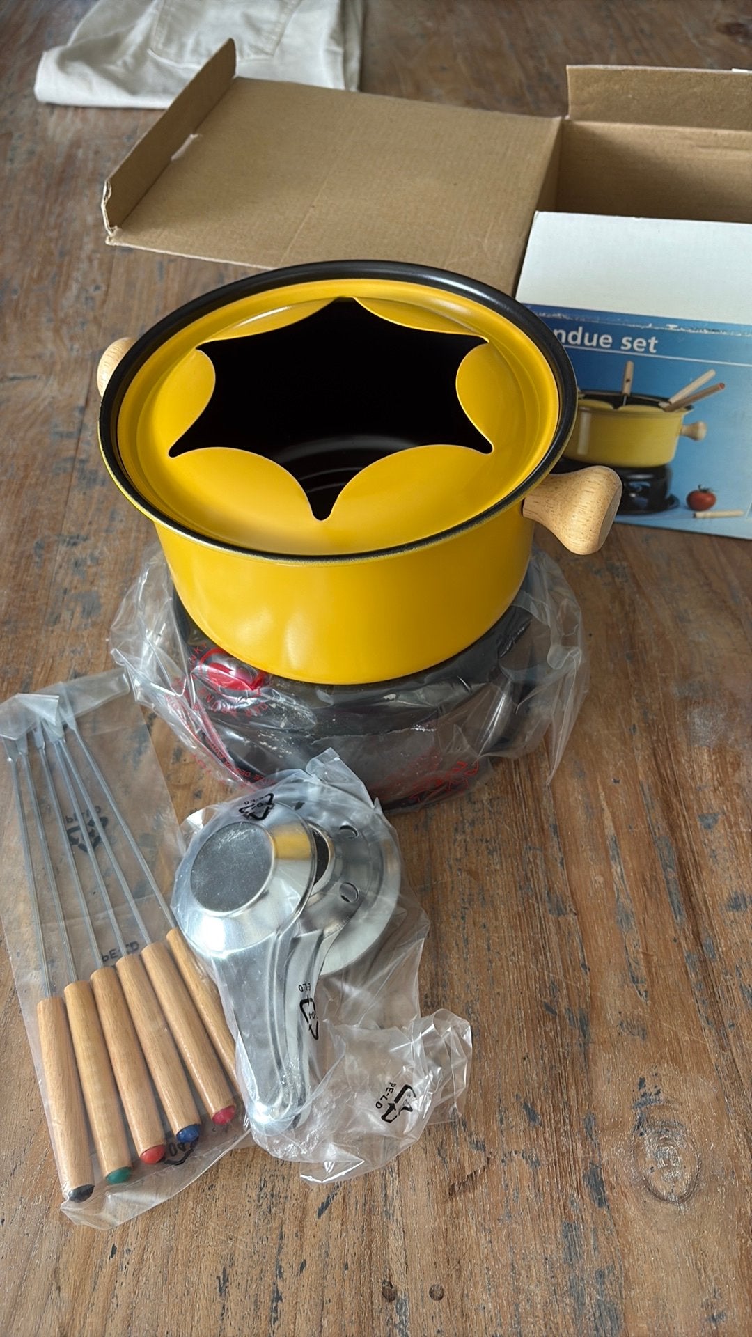 Fondue set nieuw, Elektronische apparatuur, Fonduesets, Ophalen of Verzenden, Nieuw, Brander, Fondueset