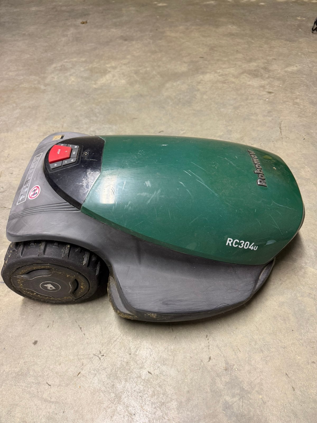 Robomow RC304, Enlèvement, Utilisé, Plus de 25 cm, Contrôlable via l'application