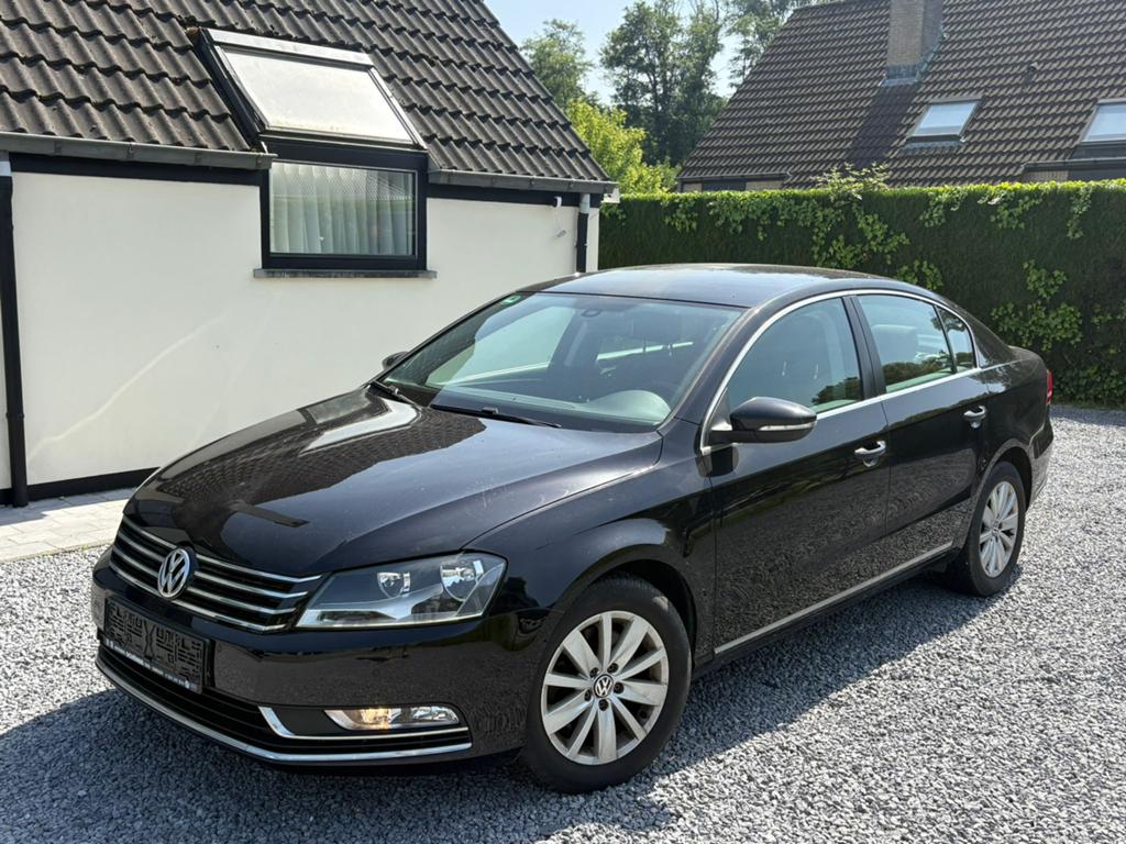 Volkswagen Passat 2.0 tdi 99.000km 110kw 2011, Auto's, Volkswagen, Voorwielaandrijving, Stof, 110 kW, Zwart