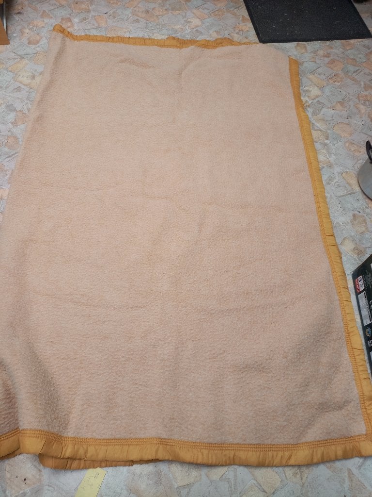 couverture double face, Enlèvement ou Envoi, Beige, Utilisé, Couverture ou Couette
