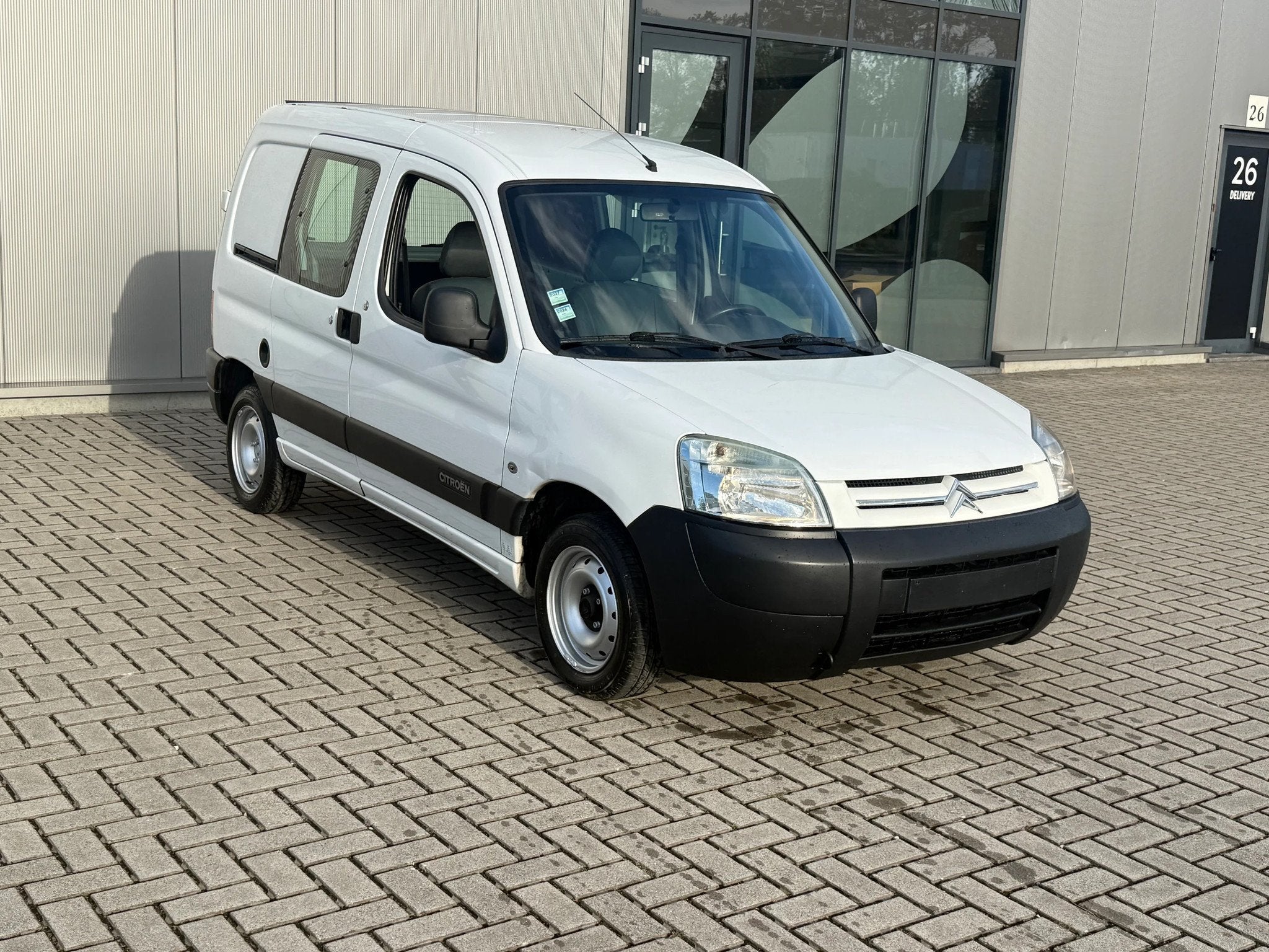 CITROEN BERLINGO 1.4 ESSENCE /VÉRIFIÉ/LEZ ILLIMITÉ/115000, Autos, 1160 kg, Achat, 50 kW, Entreprise