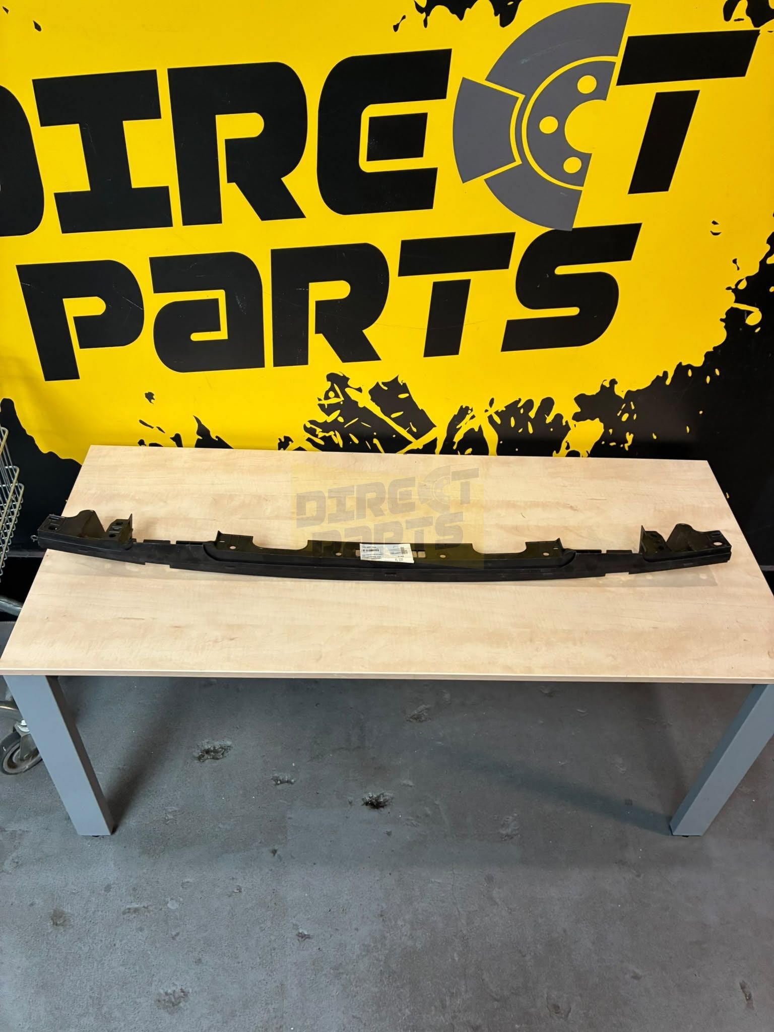 Volkswagen	T5 (7/03-10/09) achterbumperversterking 7H0807723, Neuf, Arrière, Volkswagen, -