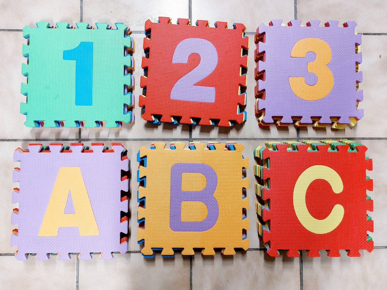 Puzzelmat rubber 36 stuks - compleet, Kinderen en Baby's, Ophalen