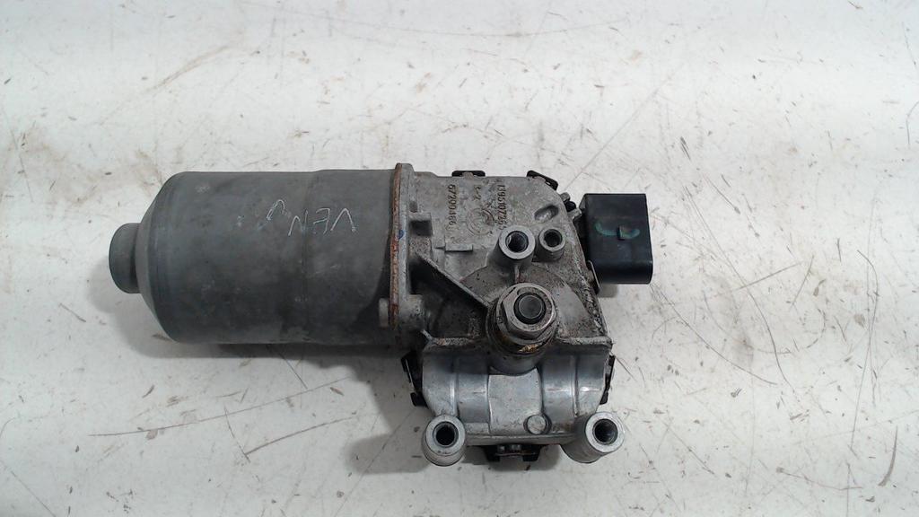 Ruitenwissermotor voor Nissan/Datsun Pulsar, Onderdelen@venauto.nl, Van der Ven Autorecycling B.V., Ettenseweg 76, 4706 PB Roosendaal, The Netherlands