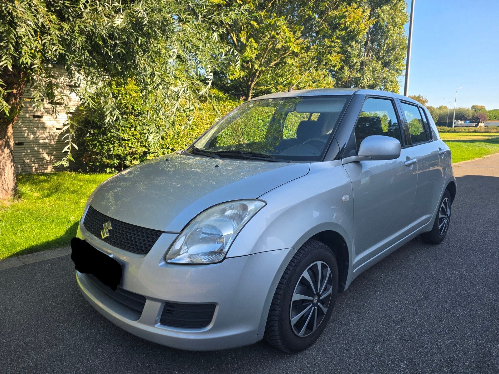 Suzuki swift 1300cc benzine,carplay met keuring voor verkoop, Auto's, Dealer onderhouden, Electronic Stability Program (ESP), Swift