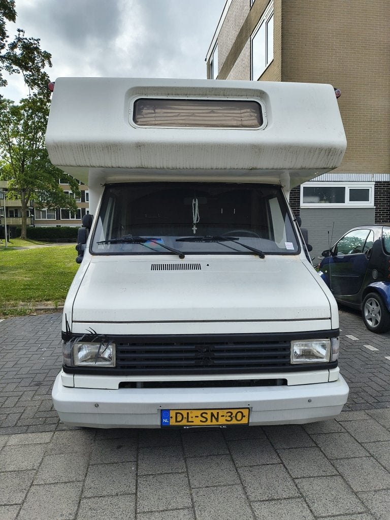 Peugeot J5 camper apk gekeurd tot 2028, Caravans en Kamperen, Overige merken, Standaard zit, Alkoof, Ringverwarming