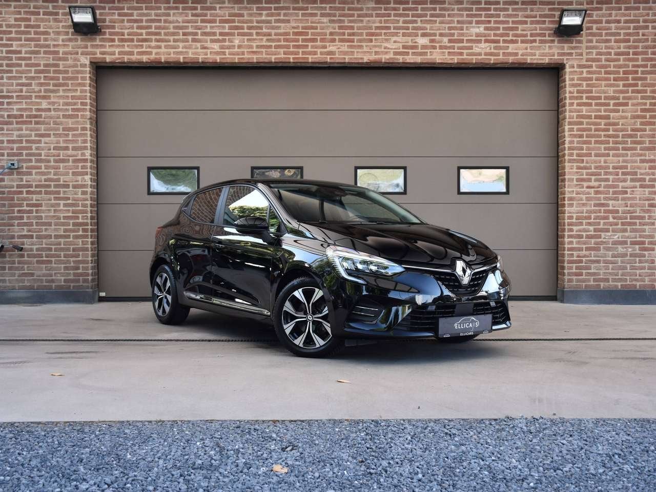 Renault Clio 1.6i HEV E-TECH TECHNO / CARPLAY / GPS / CAMER, Auto's, 0 min, USB, Zwart, 0 kg