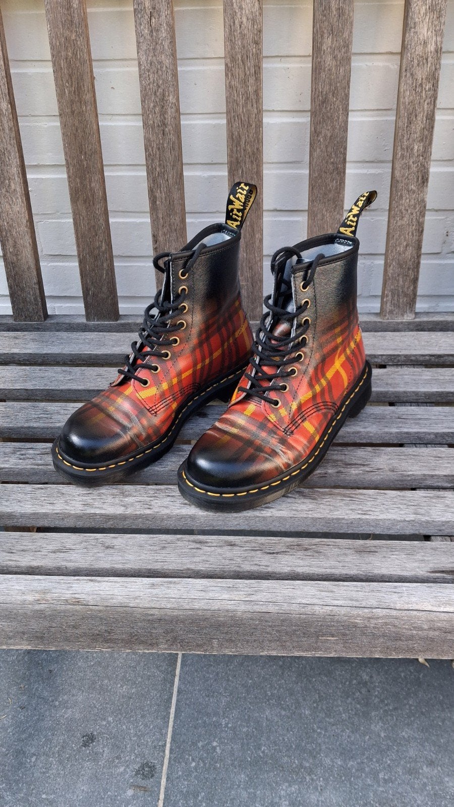 Dr.Martens, Overige kleuren, Lage of Enkellaarzen, Ophalen of Verzenden, Dr. Martens