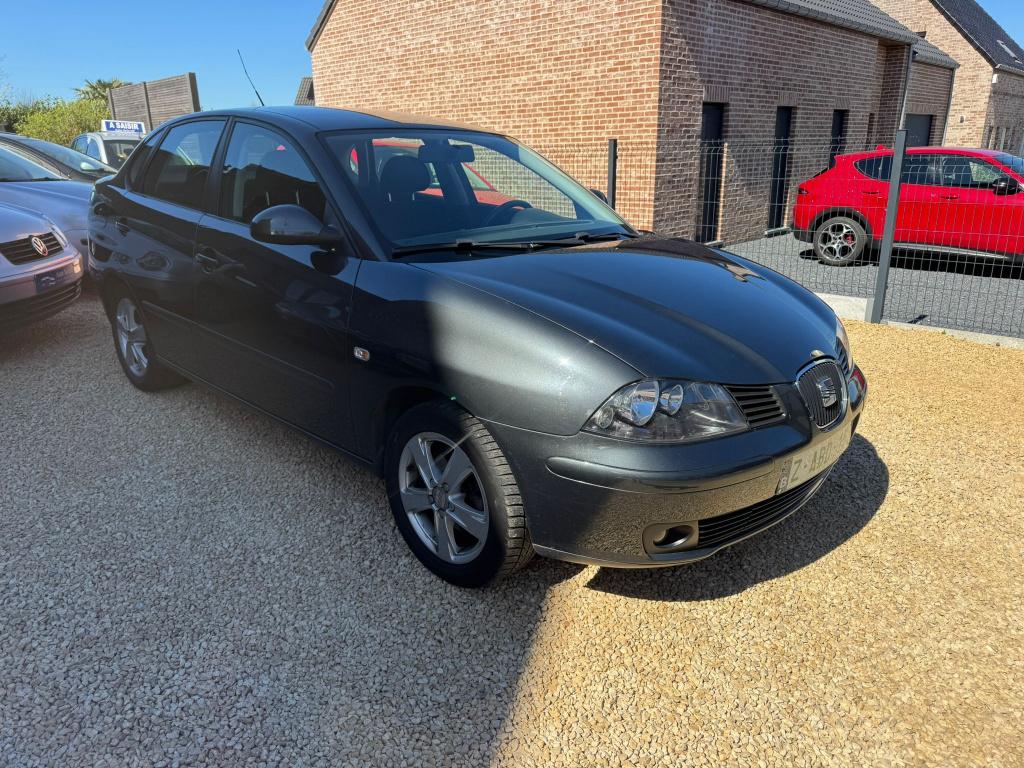 SEAT CORDOBA 1.4 TDI//1 ERE MAIN//CARNET D'ENTRETIEN, Autos, 4 portes, Entreprise, Cruise Control, Boîte manuelle