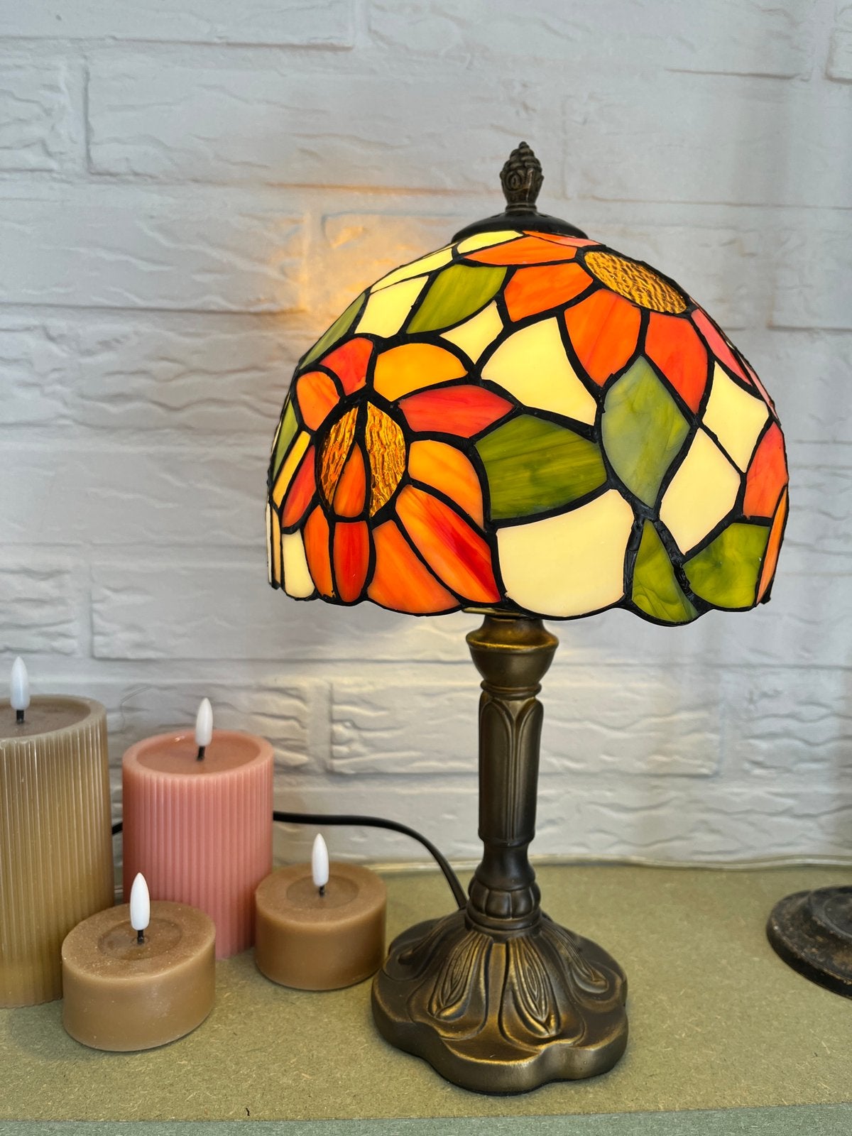 Tiffany stijl lampen uitverkoop nieuw in doos 12 stuks, Antiek en Kunst, Ophalen