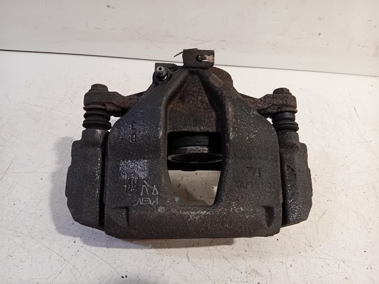 Remklauw rechts voor Fiat Doblo, Onderdelen@venauto.nl, Van der Ven Autorecycling B.V., Gebruikt, Ettenseweg 76, 4706 PB Roosendaal, The Netherlands