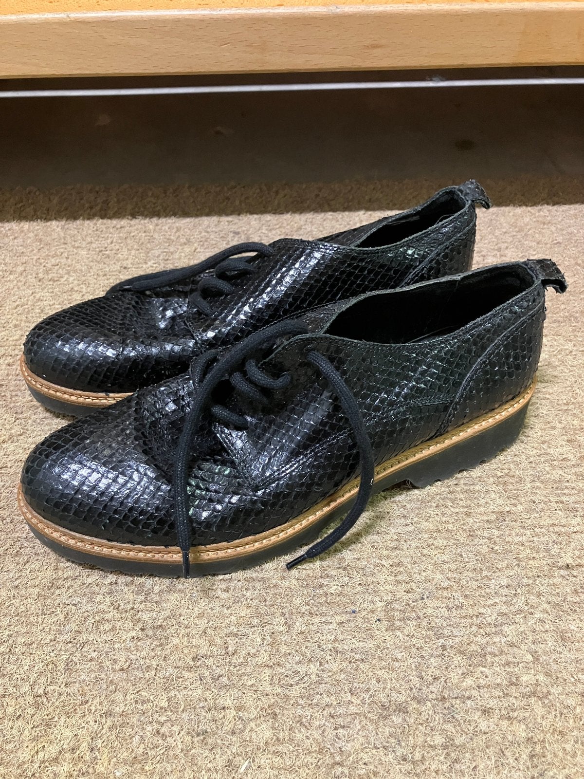 Zwarte schoenen met veter maat 41, Ophalen of Verzenden, Zo goed als nieuw, Zwart, Instappers