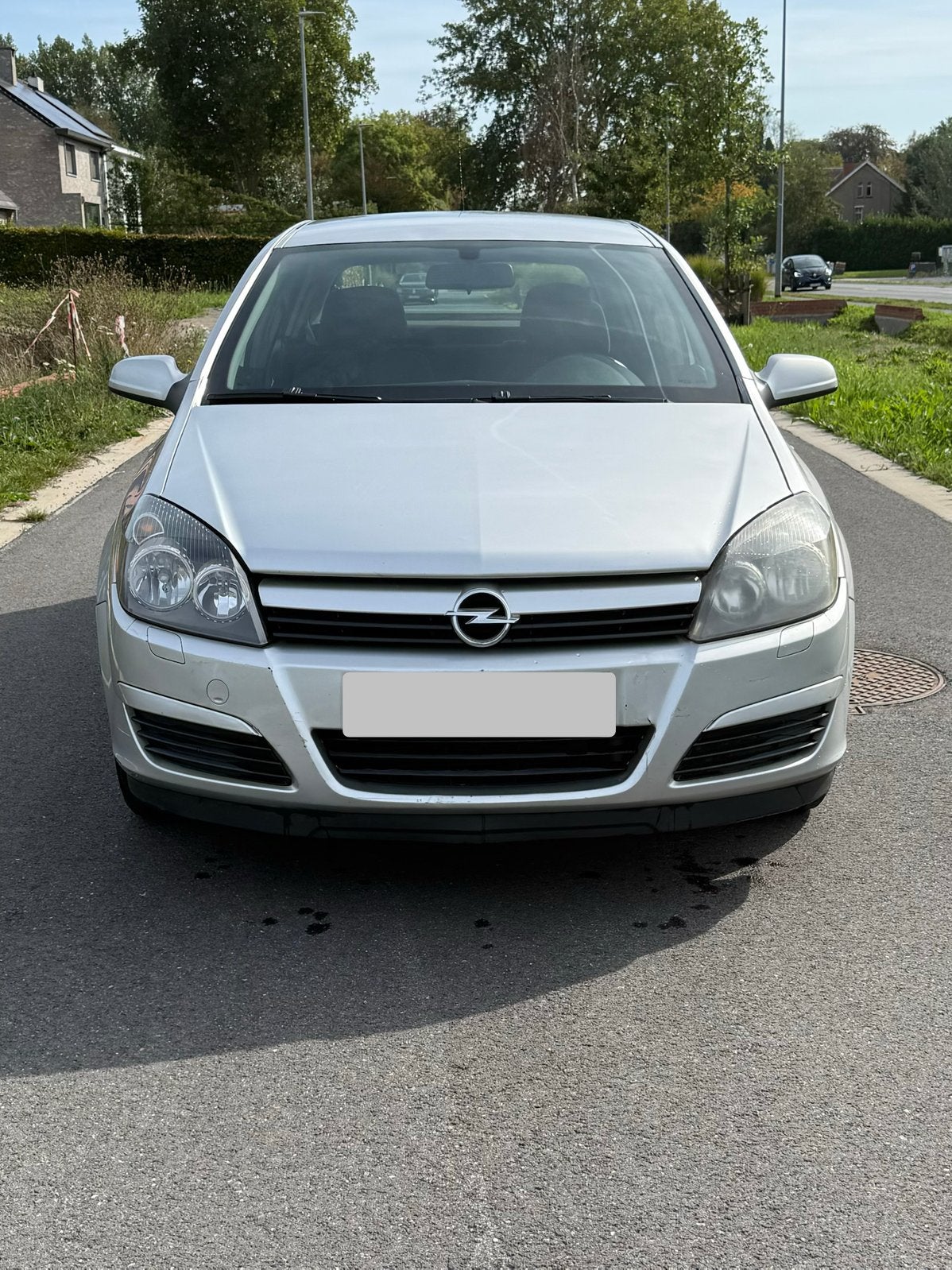 Opel Astra essence, Argent ou Gris, Achat, Boîte manuelle, Noir