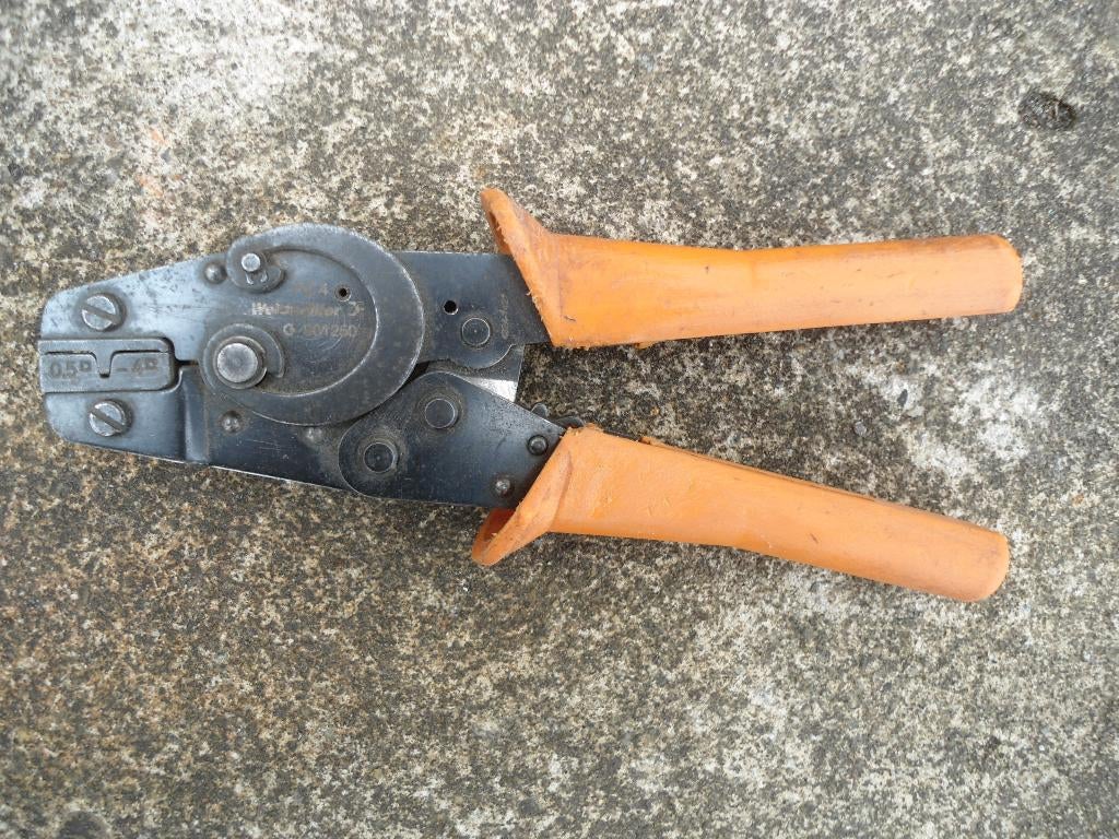 Weidmuller krimptang PZ 4., Enlèvement, Utilisé