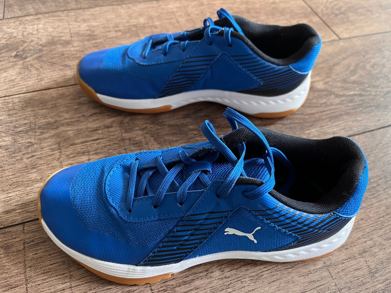 Puma sportschoenen blauw maat 36, Ophalen, Schoenen, Zo goed als nieuw, Jongen