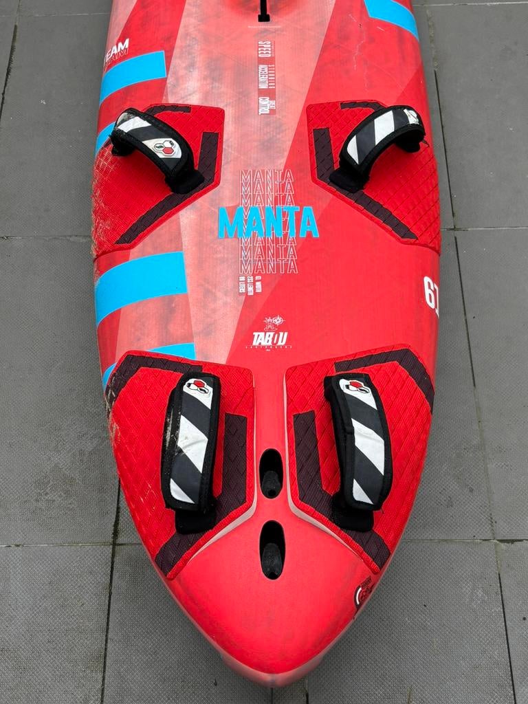 Tabou Manta 61 (98 liter), Watersport en Boten, Windsurfen, Ophalen, Gebruikt, Minder dan 250 cm, Met vin(nen)