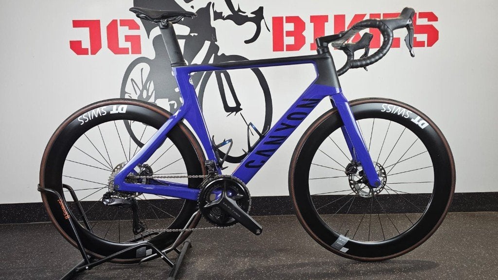 vélo de route canyon aeroad cf slx 8 disc ultegra di2 +4iii, Enlèvement, Comme neuf