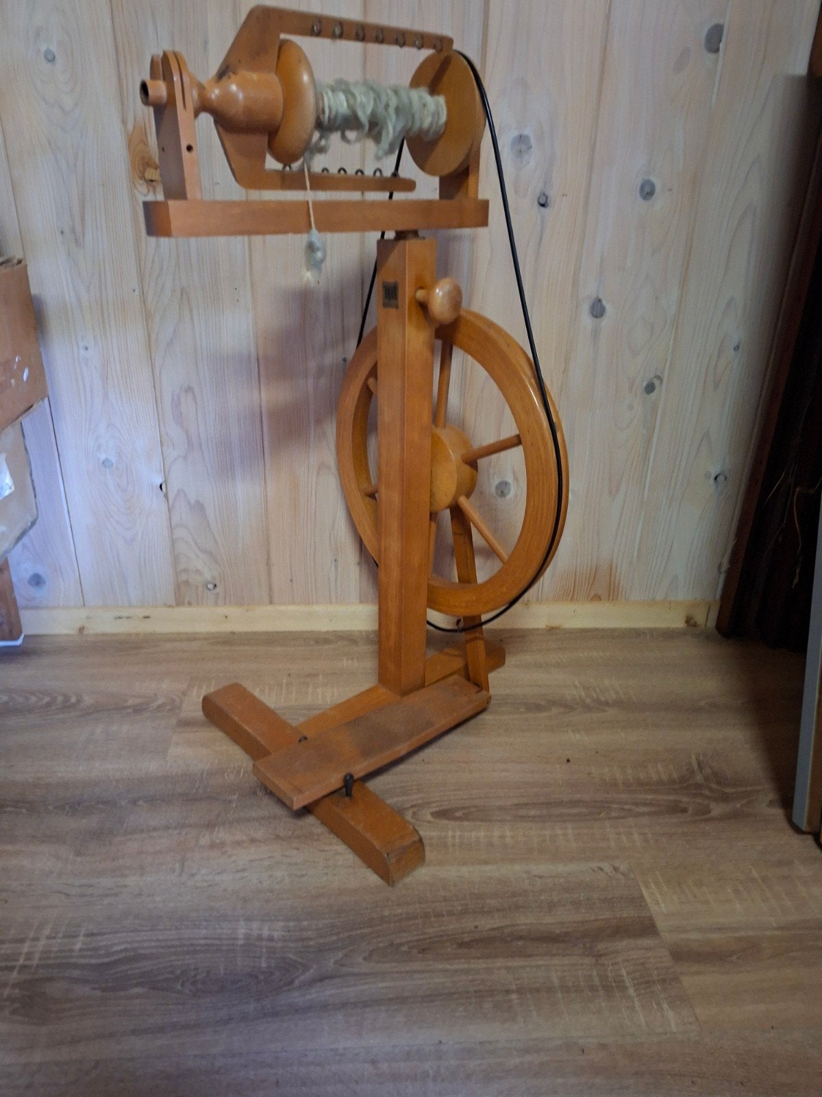 spinnewiel modern merk Traub, Hobby en Vrije tijd, Spinnewielen en Spinnen, Ophalen of Verzenden, Gebruikt, Spinnewiel