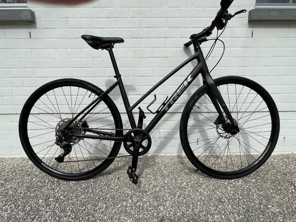 Sportieve damesfiets TREK FX3, Fietsen en Brommers, Versnellingen, Zo goed als nieuw, Schijfrem, Ophalen