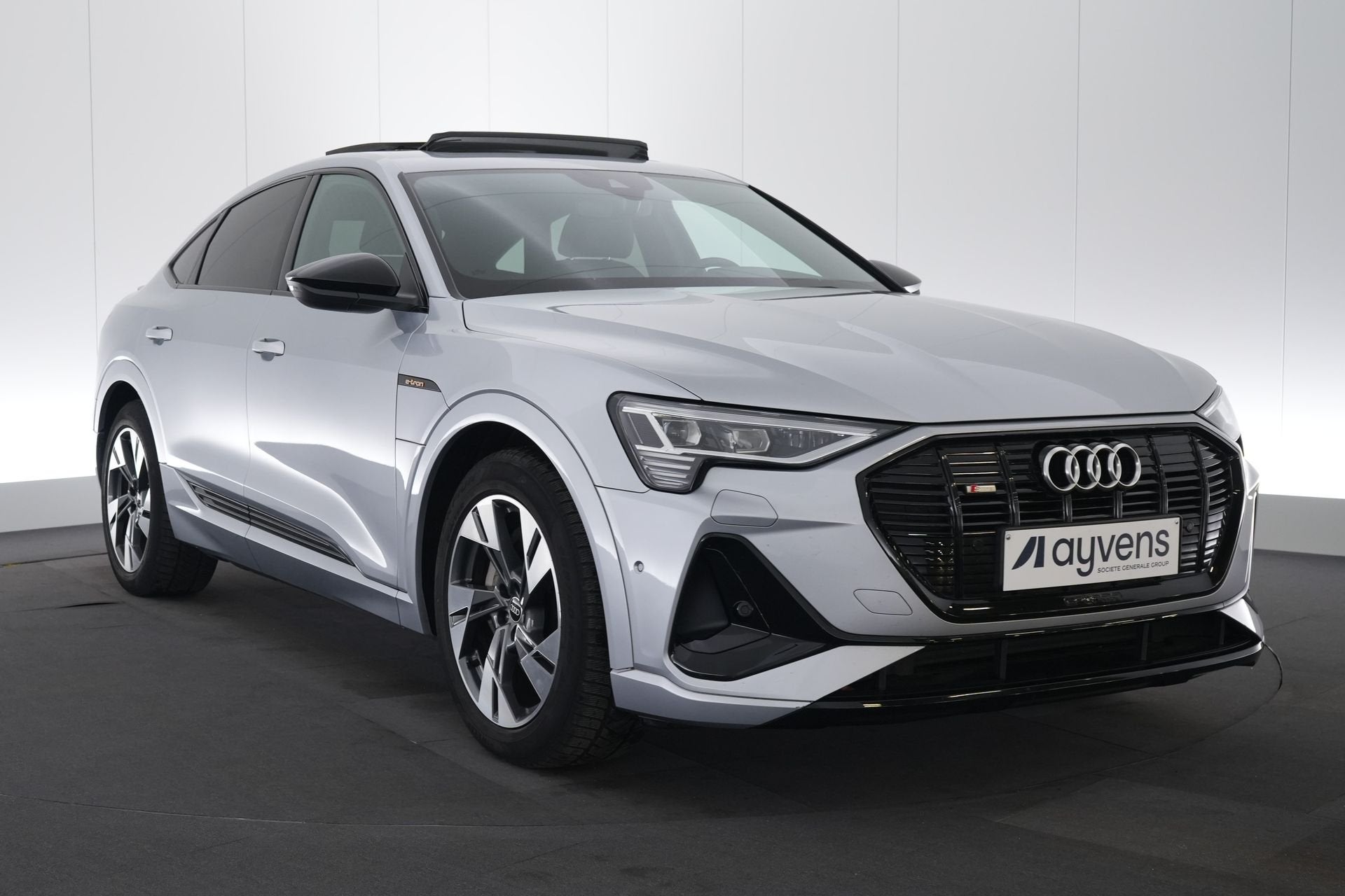 (2CGY785) AUDI E-TRON SPORTBACK, 86 kWh, Argent ou Gris, Achat, 408 ch