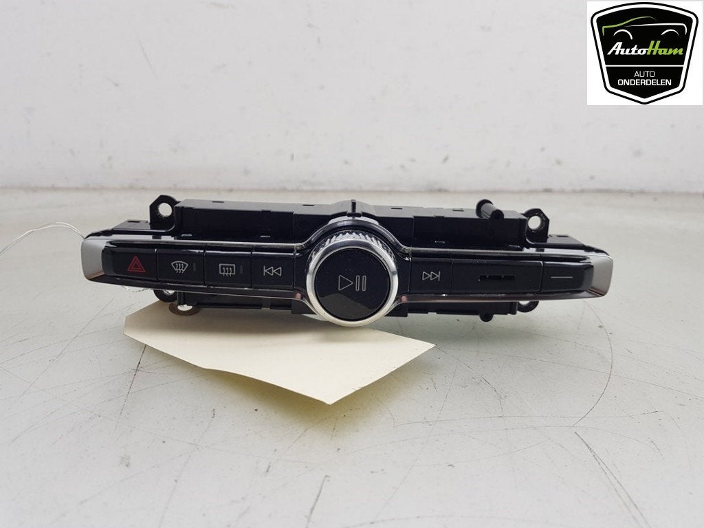 RADIOBEDIENING PANEEL Volvo XC60 II (UZ) (|31398845|), Gebruikt, Volvo