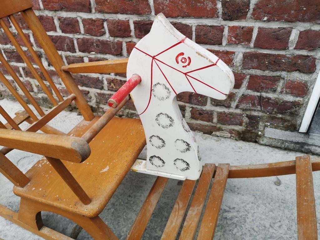 Cheval à bascule, Enlèvement, Utilisé