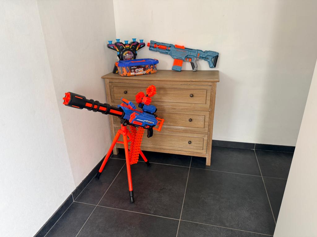 Nerf en Xshot geweer, Enfants & Bébés, Jouets | Tables de jeux, Enlèvement, Comme neuf