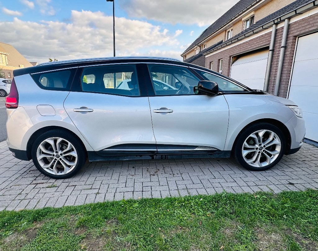 Renault Grand Scenic - 7 zitplaatsen, Auto's, Renault, 7 zetels, 5 deurs, Startonderbreker, Zilver of Grijs