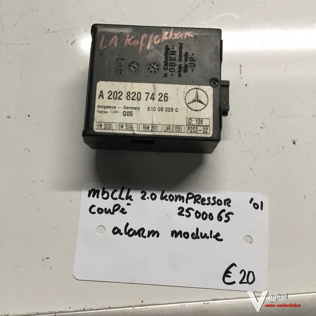 Mercedes CLK Cabrio 2.0 compressor 2000 wagennr 2500065  Ala, Gebruikt, -, -, Ophalen of Verzenden