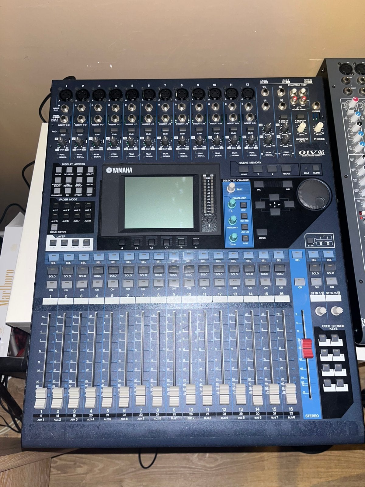 Yamaha 01V96 V2, Muziek en Instrumenten, Ophalen, Zo goed als nieuw