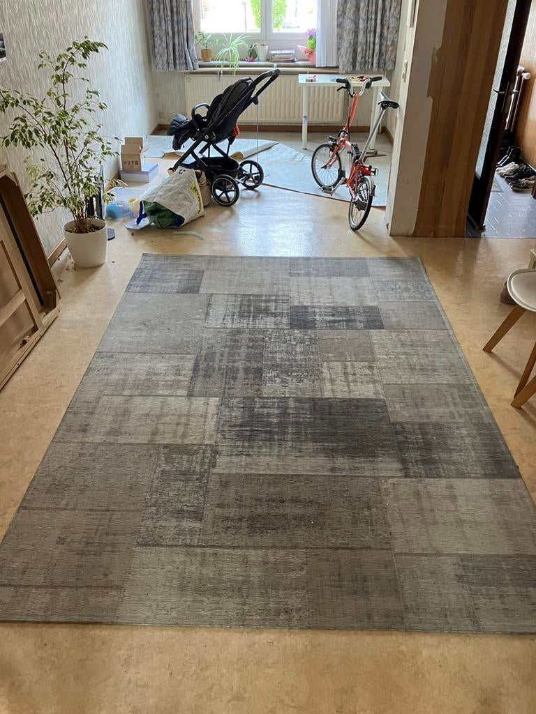 Tapis gris, Maison & Meubles, Ameublement | Revêtements de sol, Enlèvement, Comme neuf, Gris, Tapis