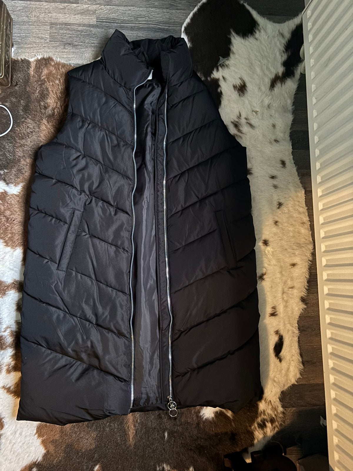 Lange gewatteerde bodywarmer maat xl, Vêtements | Femmes, Enlèvement ou Envoi, Comme neuf, Taille 46/48 (XL) ou plus grande