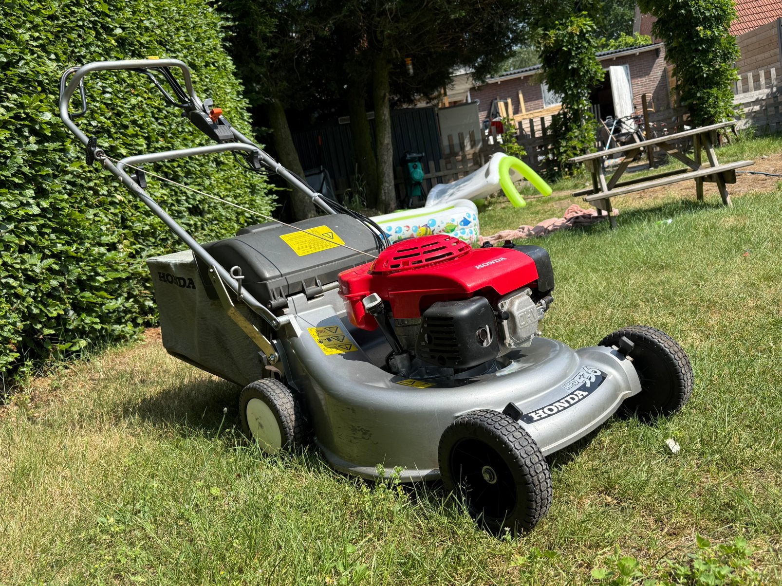 Honda HRD 536 – Professionele grasmaaier, Tuin en Terras, Grasmaaiers, Ophalen, Zo goed als nieuw, Versnellingen