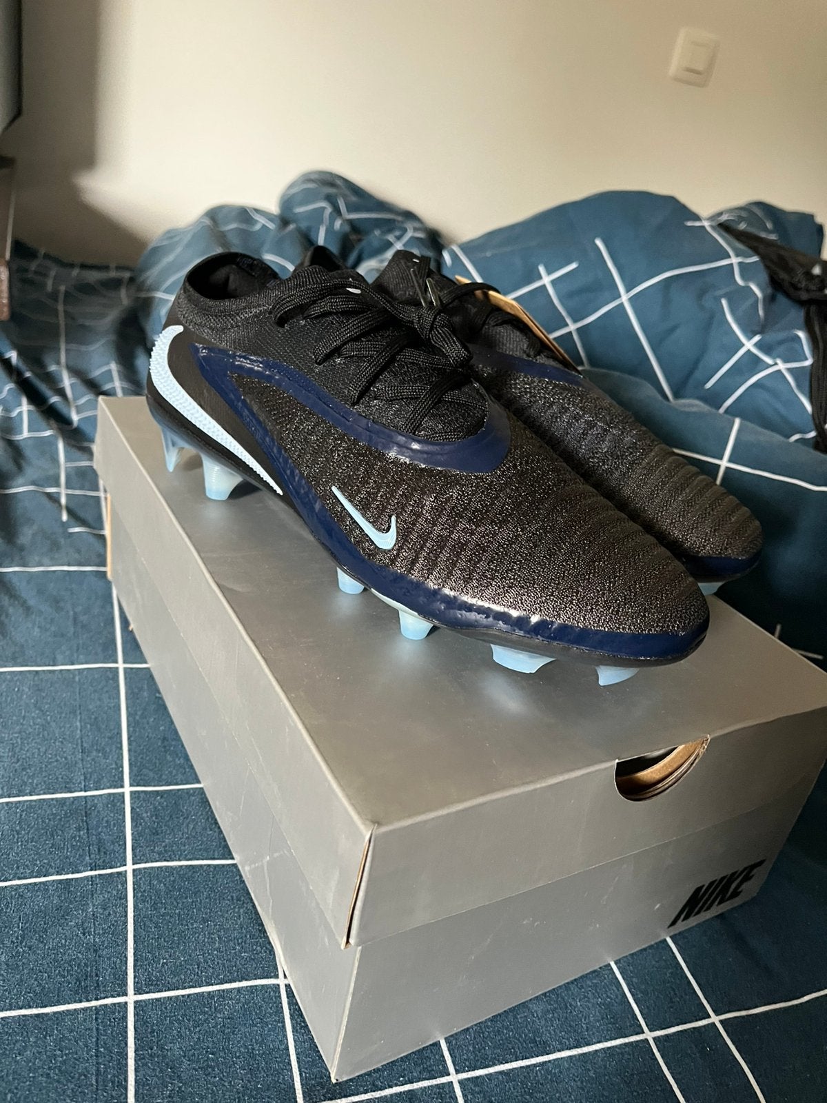 Crampon nike phantom elite a vendre en urgence ‼️‼️, Neuf, Enlèvement ou Envoi, Chaussures de sport, Noir