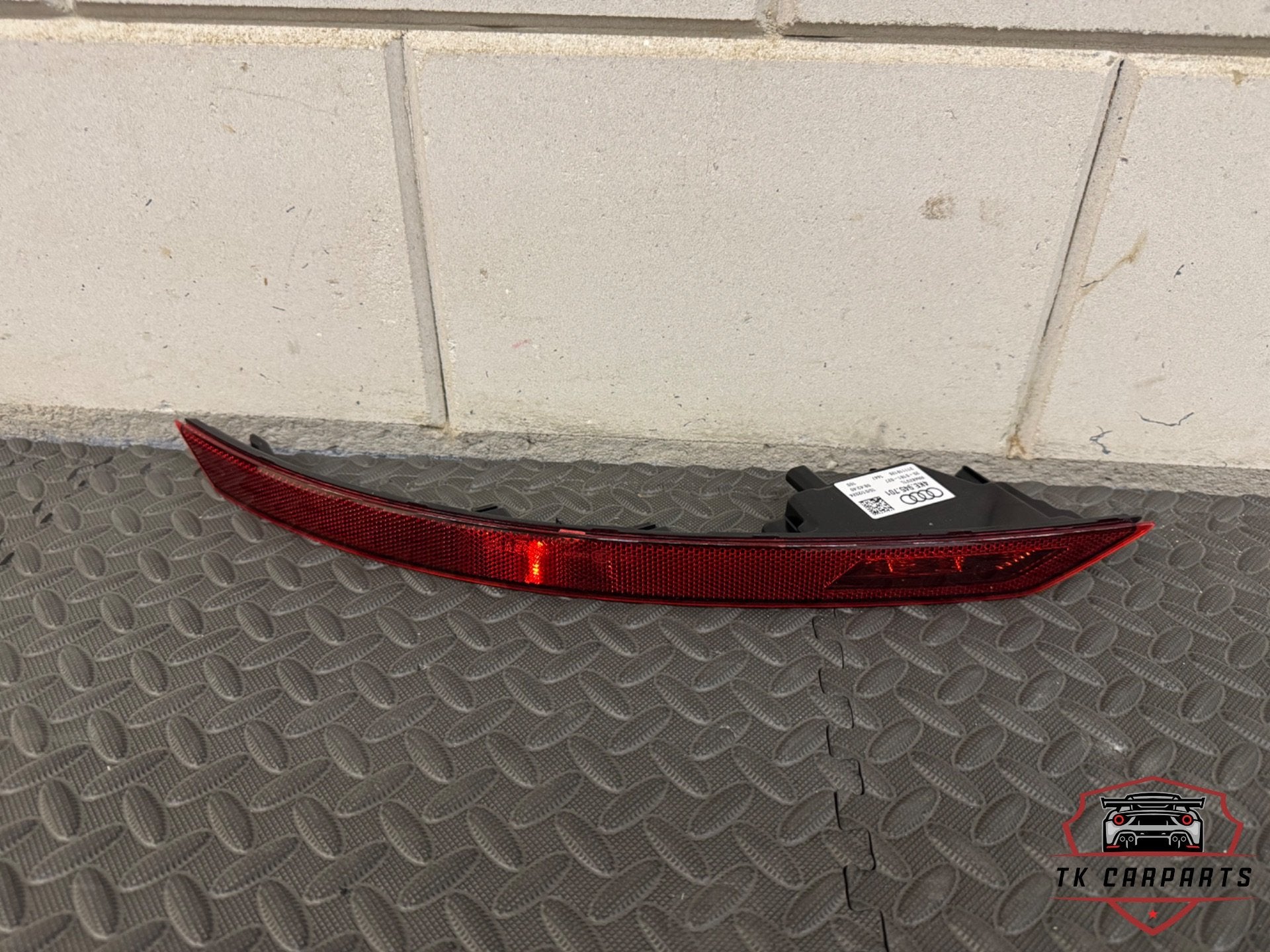 Nieuw mistlamp audi e-tron gen links achter 4ke945701, AUDI AG, Audi, Kundenbetreuung@audi.de, Nieuw