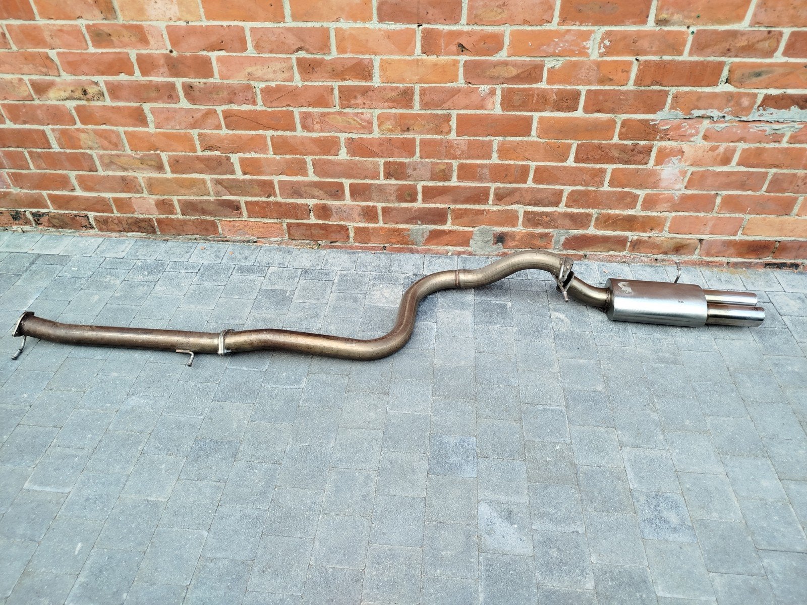 Cobra sport uitlaat Ford Fiesta, Ophalen, Ford